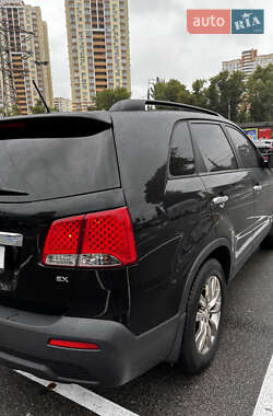 Внедорожник / Кроссовер Kia Sorento 2010 в 