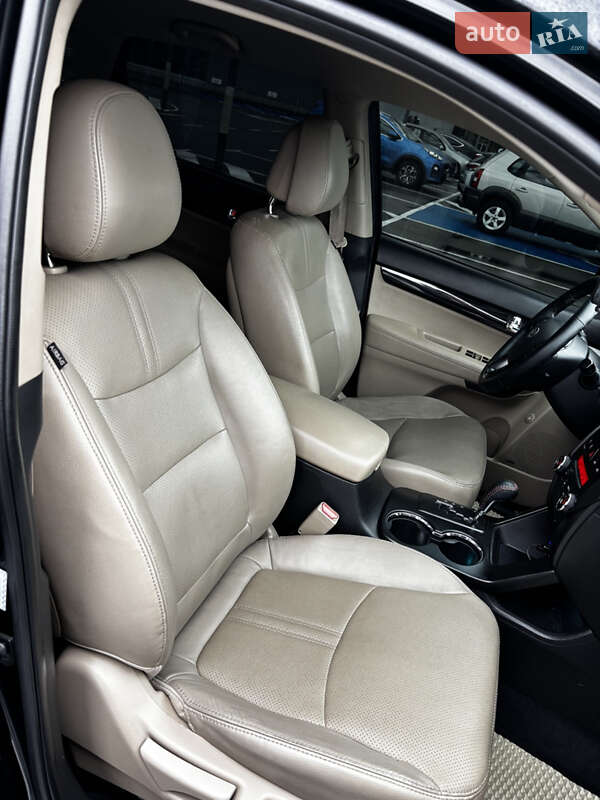 Внедорожник / Кроссовер Kia Sorento 2010 в Киеве