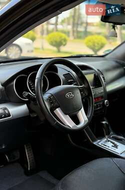 Внедорожник / Кроссовер Kia Sorento 2010 в 