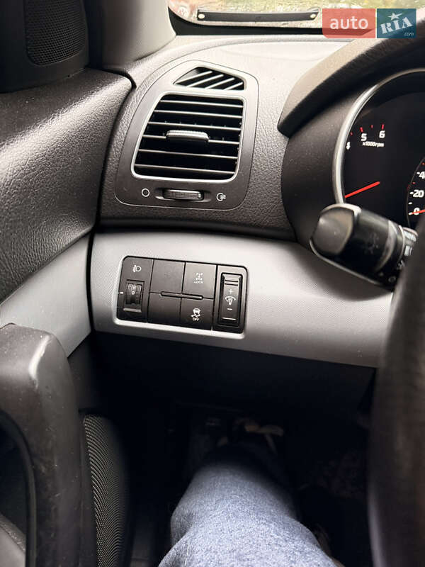 Позашляховик / Кросовер Kia Sorento 2013 в Києві фото 5 Позашляховик / Кросовер Kia Sorento 2013 в Києві