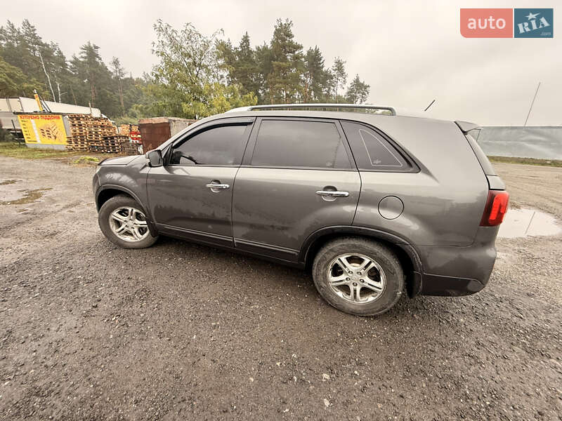 Позашляховик / Кросовер Kia Sorento 2013 в Києві фото 12 Позашляховик / Кросовер Kia Sorento 2013 в Києві