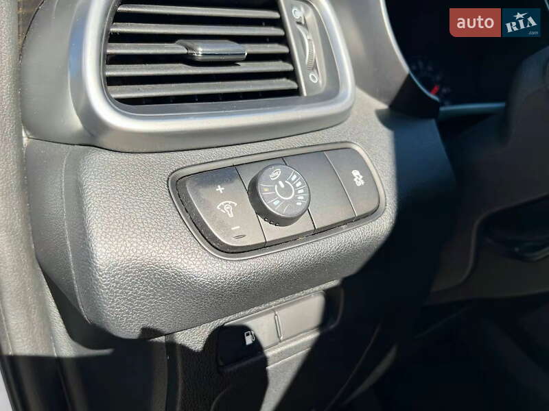 Внедорожник / Кроссовер Kia Sorento 2019 в Киеве фото 18 Внедорожник / Кроссовер Kia Sorento 2019 в Киеве