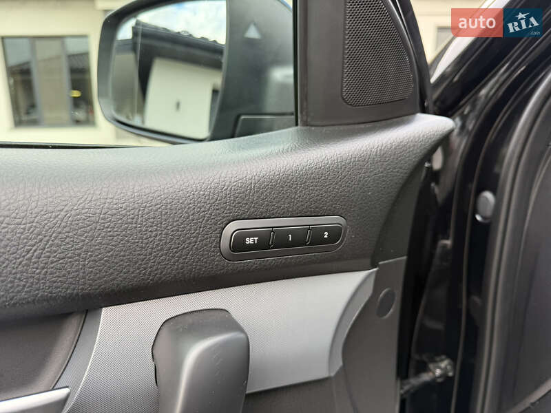Внедорожник / Кроссовер Kia Sorento 2013 в Ровно