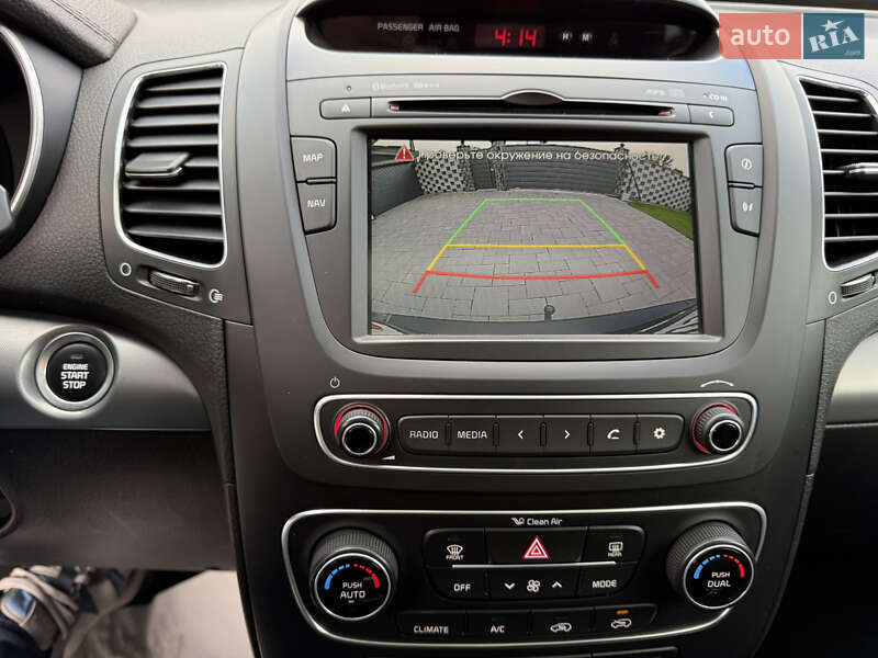 Внедорожник / Кроссовер Kia Sorento 2013 в Ровно