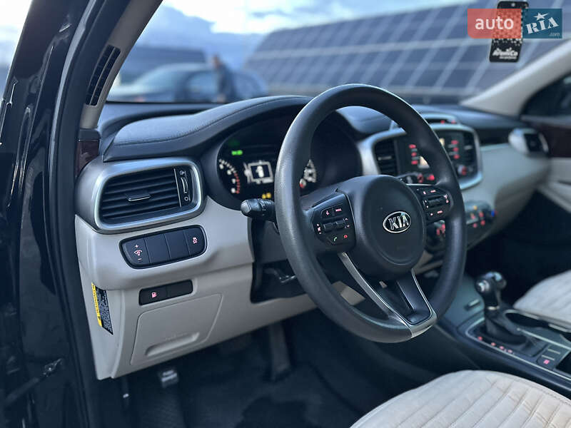 Внедорожник / Кроссовер Kia Sorento 2015 в Владимире