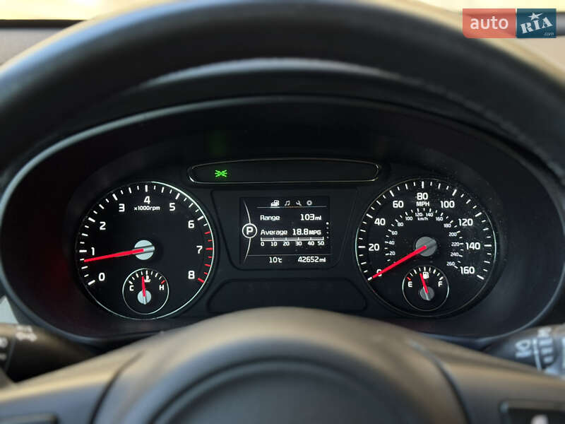 Позашляховик / Кросовер Kia Sorento 2016 в Києві