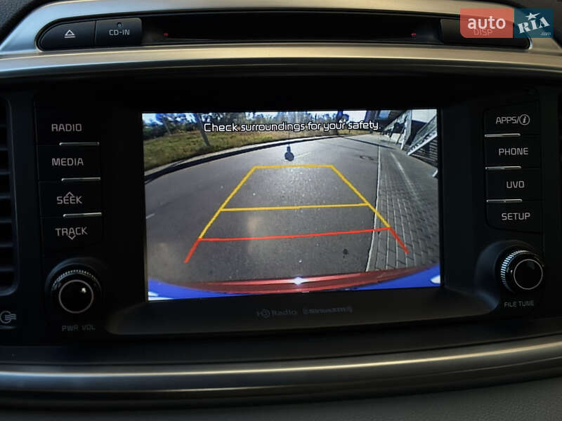 Позашляховик / Кросовер Kia Sorento 2016 в Києві