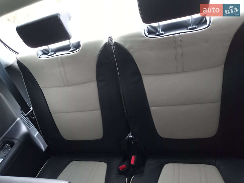 Внедорожник / Кроссовер Kia Sorento 2011 в Львове