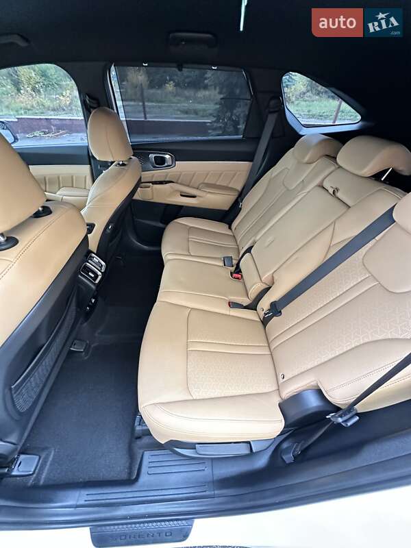 Позашляховик / Кросовер Kia Sorento 2021 в Києві фото 32 Позашляховик / Кросовер Kia Sorento 2021 в Києві
