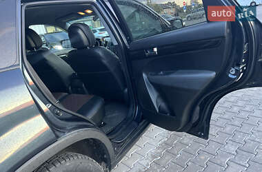 Позашляховик / Кросовер Kia Sorento 2012 в  фото 32 Позашляховик / Кросовер Kia Sorento 2012 в