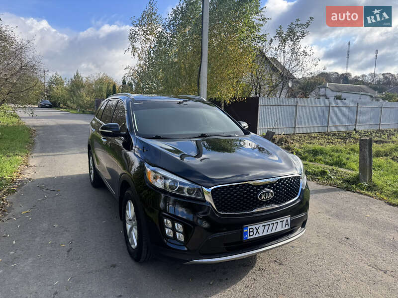 Позашляховик / Кросовер Kia Sorento 2015 в Львові