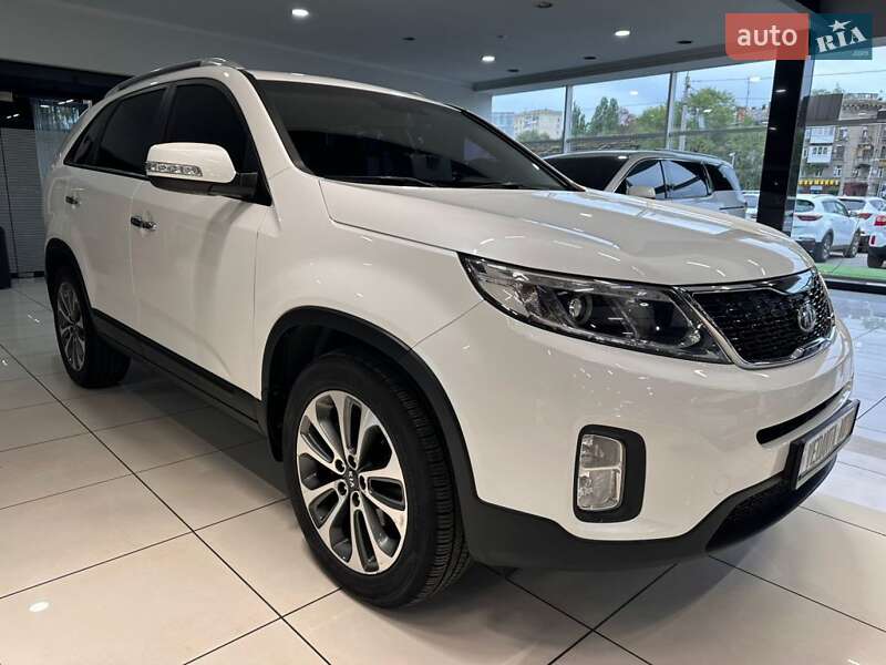 Внедорожник / Кроссовер Kia Sorento 2012 в Одессе
