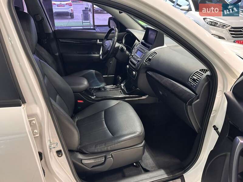 Внедорожник / Кроссовер Kia Sorento 2012 в Одессе
