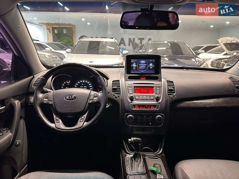 Внедорожник / Кроссовер Kia Sorento 2012 в Одессе