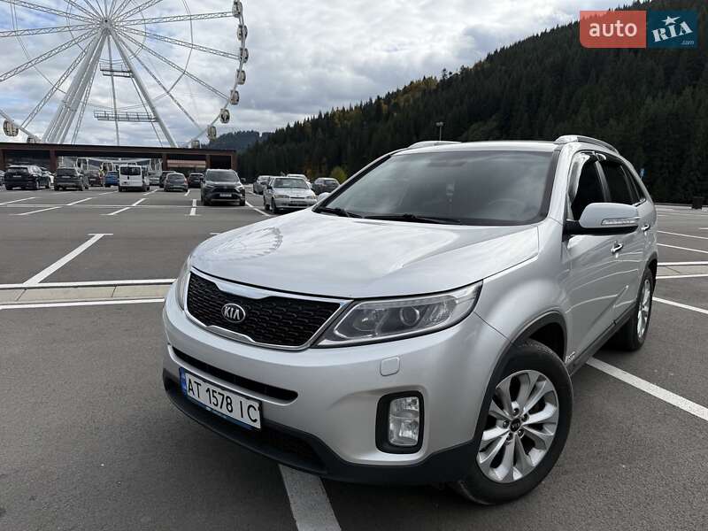 Позашляховик / Кросовер Kia Sorento 2013 в Івано-Франківську