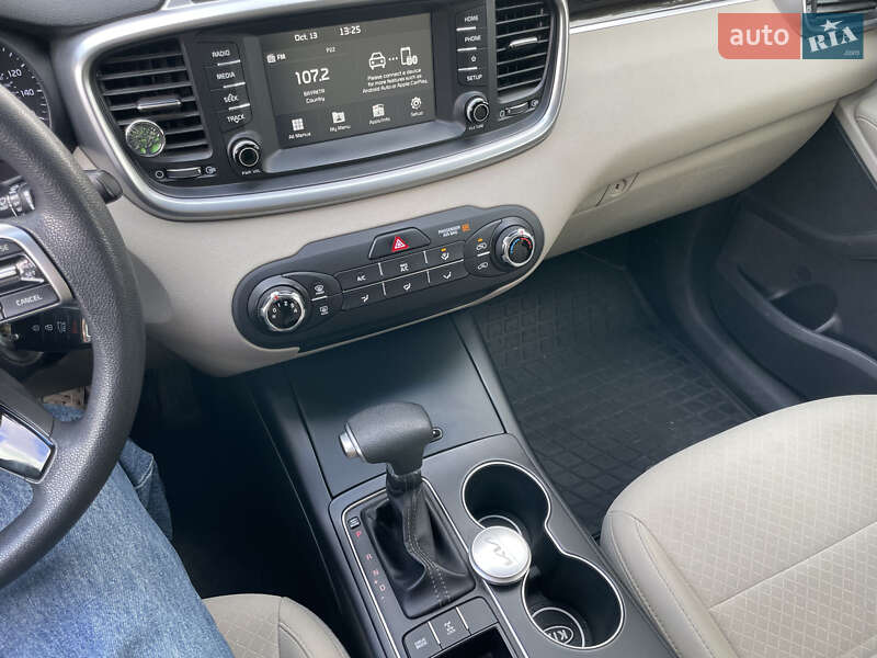 Внедорожник / Кроссовер Kia Sorento 2019 в Львове