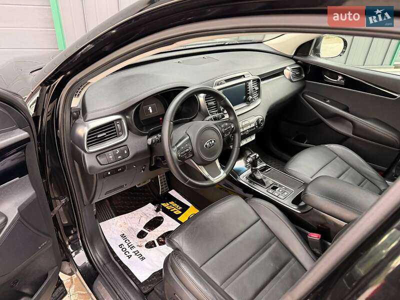 Внедорожник / Кроссовер Kia Sorento 2016 в Ивано-Франковске