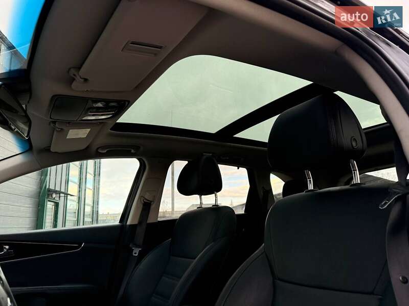 Внедорожник / Кроссовер Kia Sorento 2016 в Ивано-Франковске