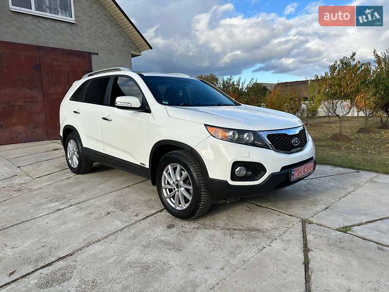 Внедорожник / Кроссовер Kia Sorento 2012 в Черкассах