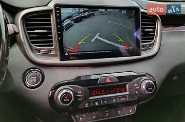 Внедорожник / Кроссовер Kia Sorento 2015 в 