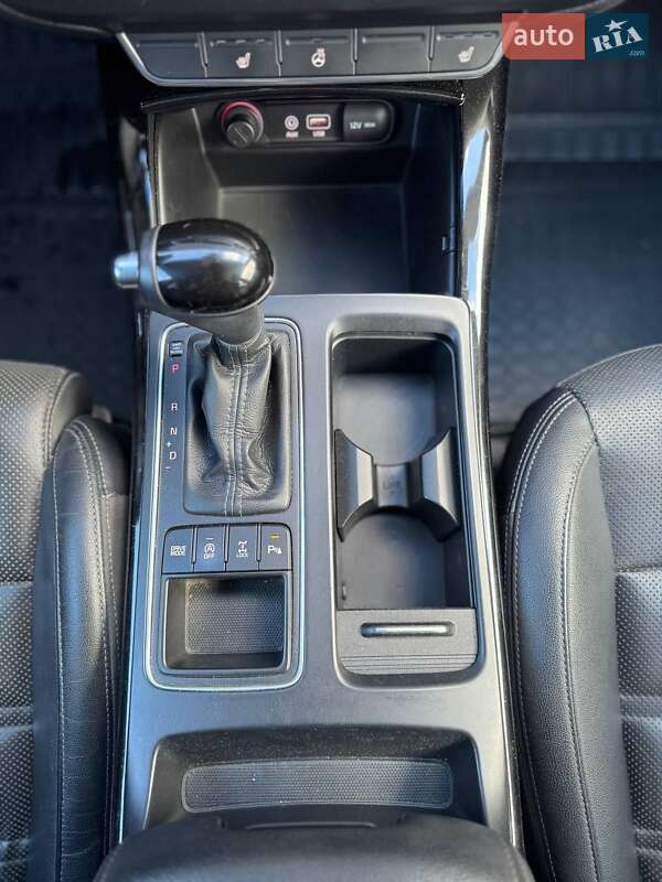 Внедорожник / Кроссовер Kia Sorento 2015 в Киеве фото 31 Внедорожник / Кроссовер Kia Sorento 2015 в Киеве