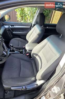Позашляховик / Кросовер Kia Sorento 2013 в 