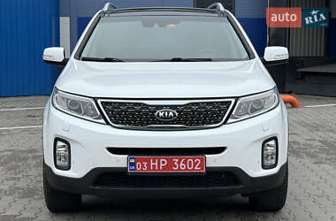 Позашляховик / Кросовер Kia Sorento 2015 в 