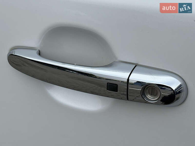 Внедорожник / Кроссовер Kia Sorento 2015 в Ровно