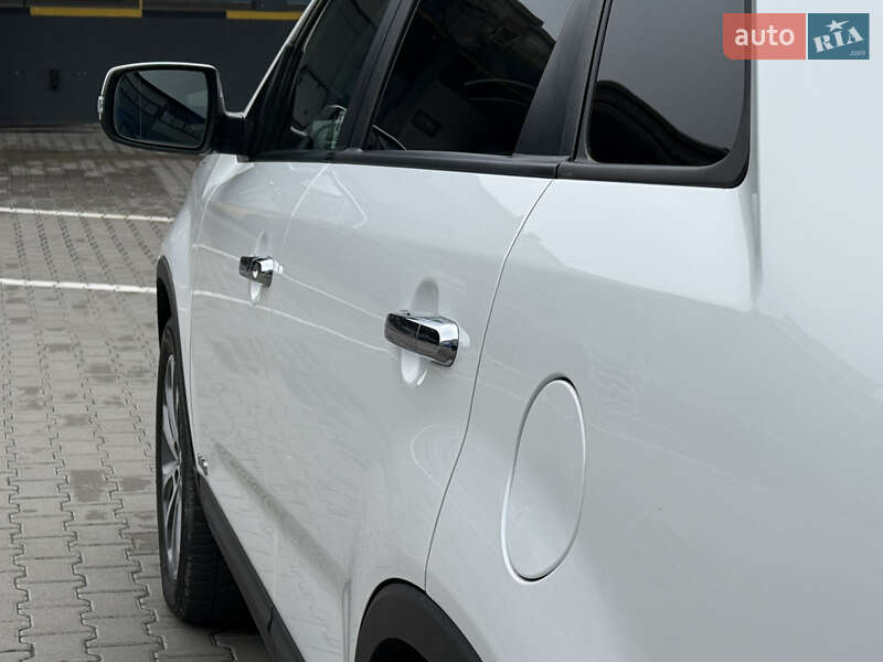 Внедорожник / Кроссовер Kia Sorento 2015 в Ровно