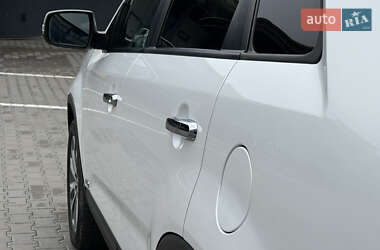 Позашляховик / Кросовер Kia Sorento 2015 в 