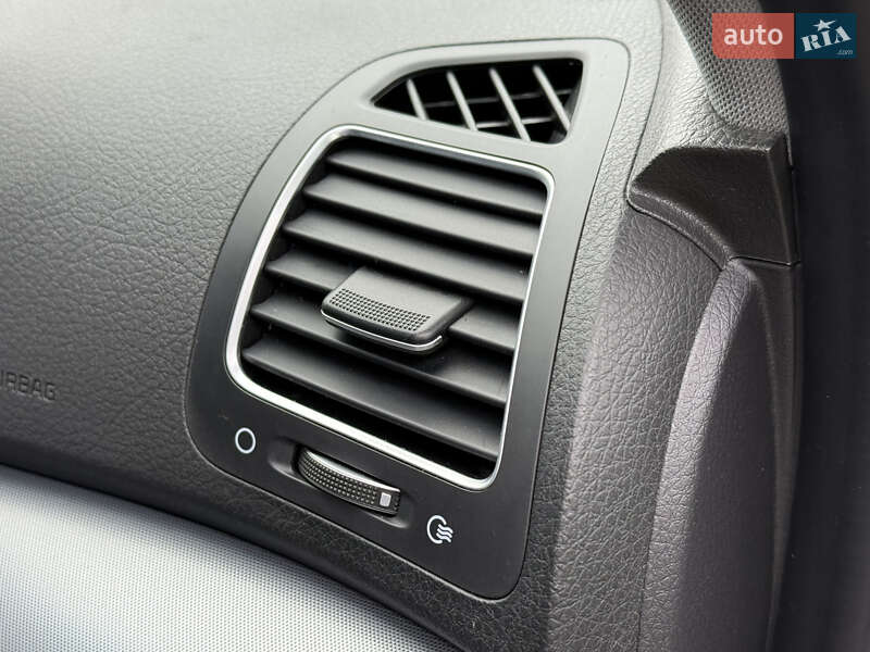 Внедорожник / Кроссовер Kia Sorento 2015 в Ровно