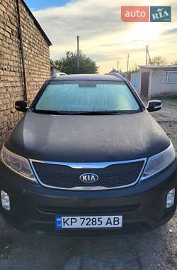 Позашляховик / Кросовер Kia Sorento 2013 в 