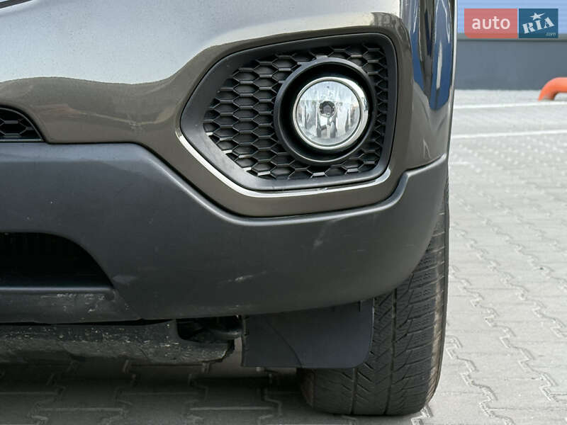 Внедорожник / Кроссовер Kia Sorento 2012 в Ровно