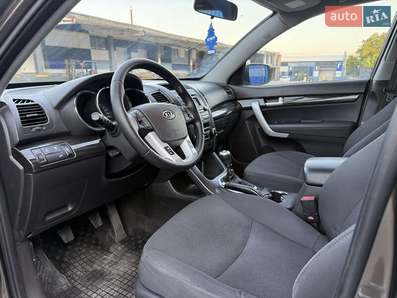 Внедорожник / Кроссовер Kia Sorento 2012 в Ровно
