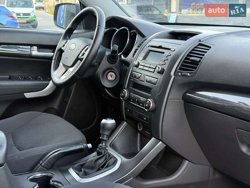 Внедорожник / Кроссовер Kia Sorento 2012 в Ровно