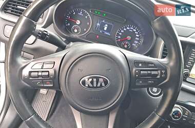 Внедорожник / Кроссовер Kia Sorento 2015 в 