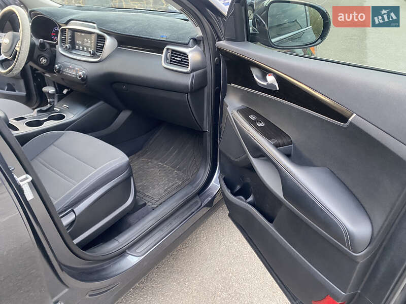 Внедорожник / Кроссовер Kia Sorento 2019 в Самборе фото 57 Внедорожник / Кроссовер Kia Sorento 2019 в Самборе