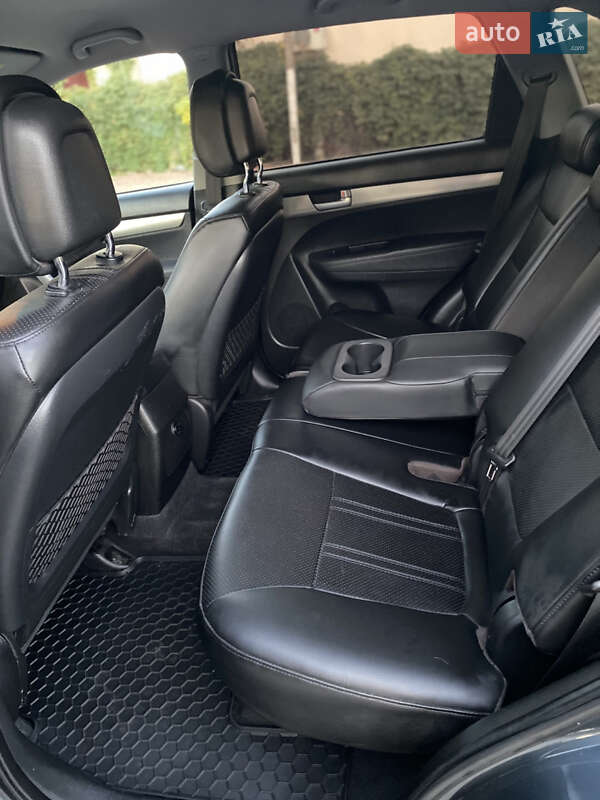 Внедорожник / Кроссовер Kia Sorento 2011 в Житомире фото 10 Внедорожник / Кроссовер Kia Sorento 2011 в Житомире