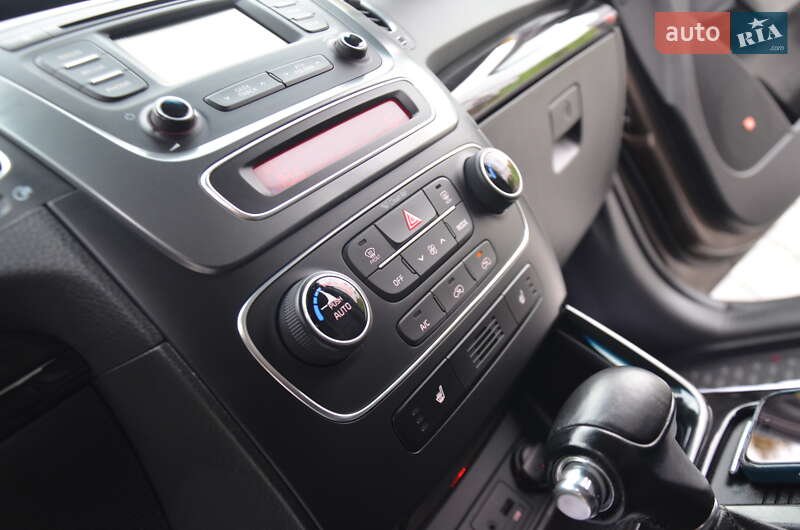Внедорожник / Кроссовер Kia Sorento 2013 в Стрые