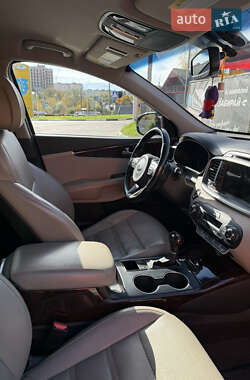 Внедорожник / Кроссовер Kia Sorento 2015 в 