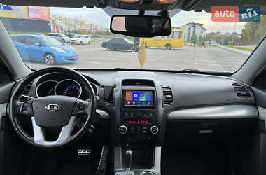 Внедорожник / Кроссовер Kia Sorento 2010 в 