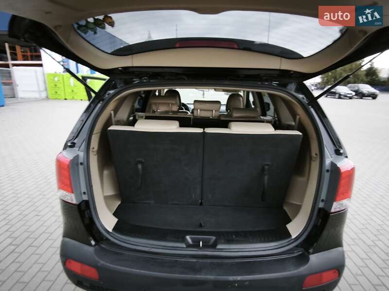 Позашляховик / Кросовер Kia Sorento 2011 в Ковелі