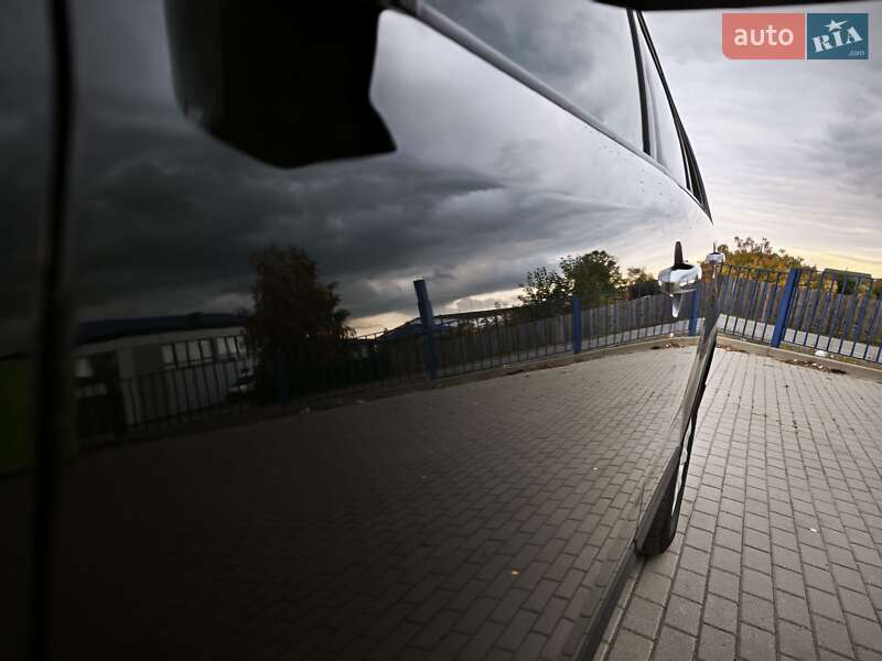 Позашляховик / Кросовер Kia Sorento 2011 в Ковелі