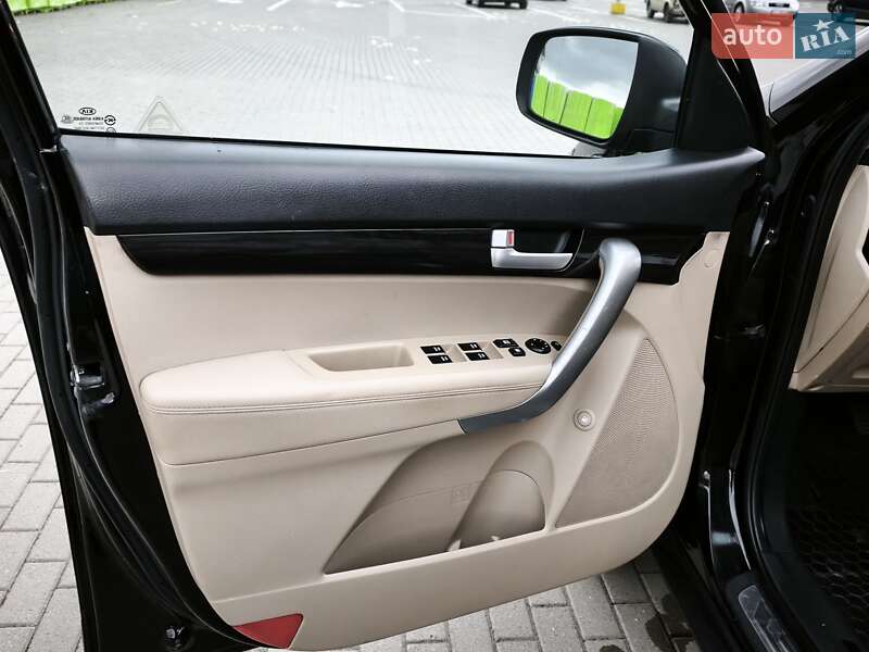 Позашляховик / Кросовер Kia Sorento 2011 в Ковелі