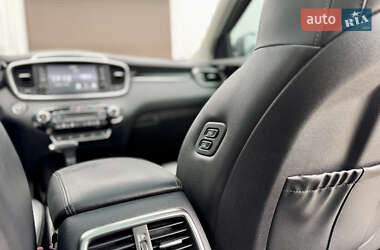 Внедорожник / Кроссовер Kia Sorento 2018 в 