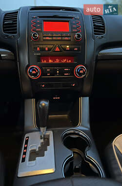 Внедорожник / Кроссовер Kia Sorento 2010 в 