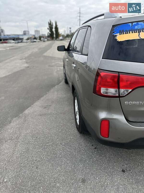 Внедорожник / Кроссовер Kia Sorento 2013 в Киеве