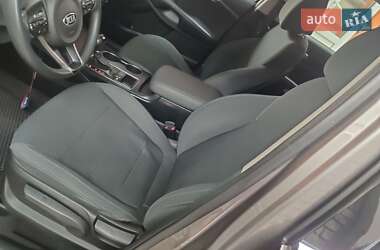 Внедорожник / Кроссовер Kia Sorento 2016 в 