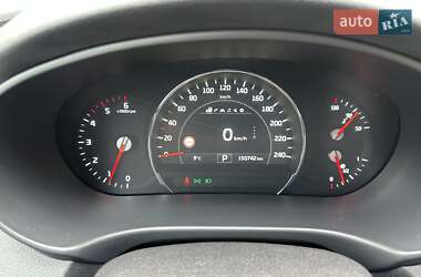 Внедорожник / Кроссовер Kia Sorento 2015 в 
