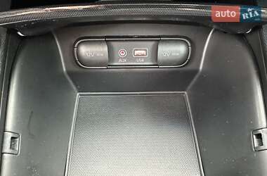 Внедорожник / Кроссовер Kia Sorento 2015 в 